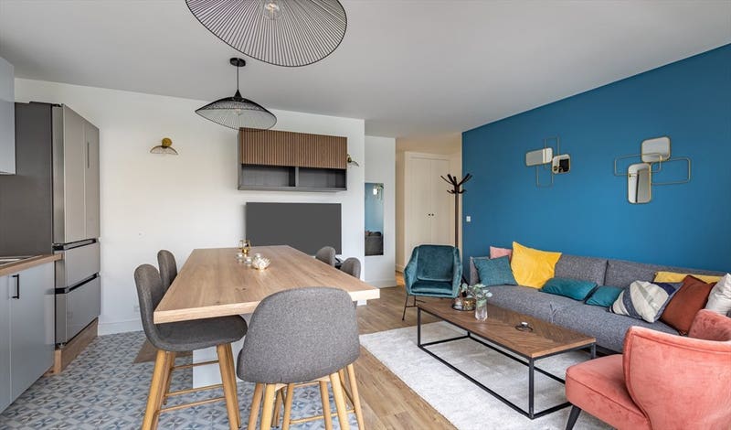 Appartement entièrement rénové avec balcon Photo principale