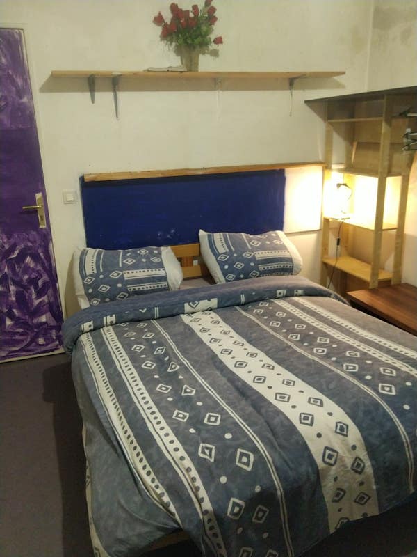 Reste une chambre meublée a louer 880e /mois Photo principale