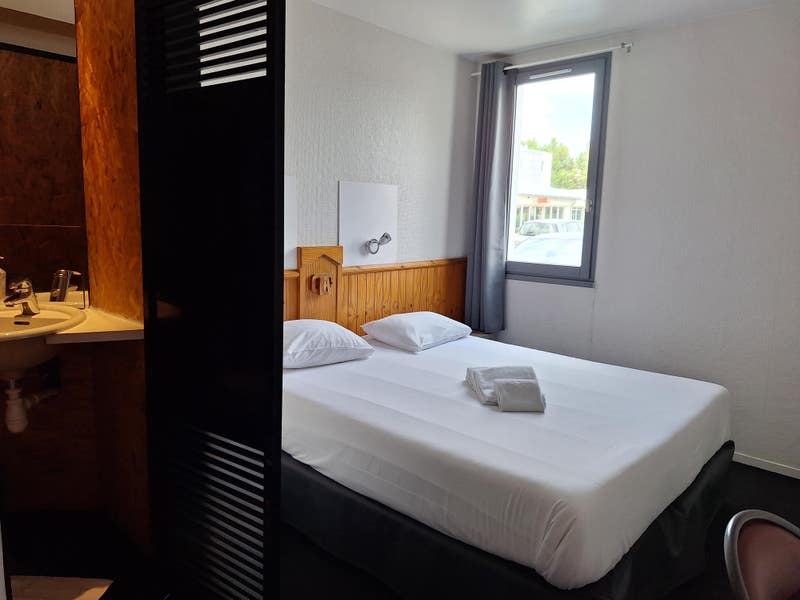 Chambre avec salle d'eau privative Photo principale