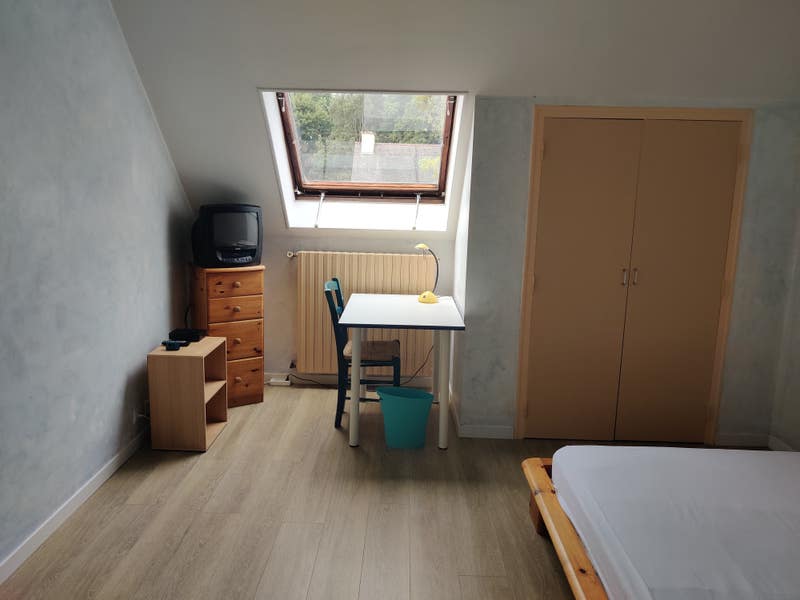 Chambre meublée dans colocation de 3 chambres Photo principale