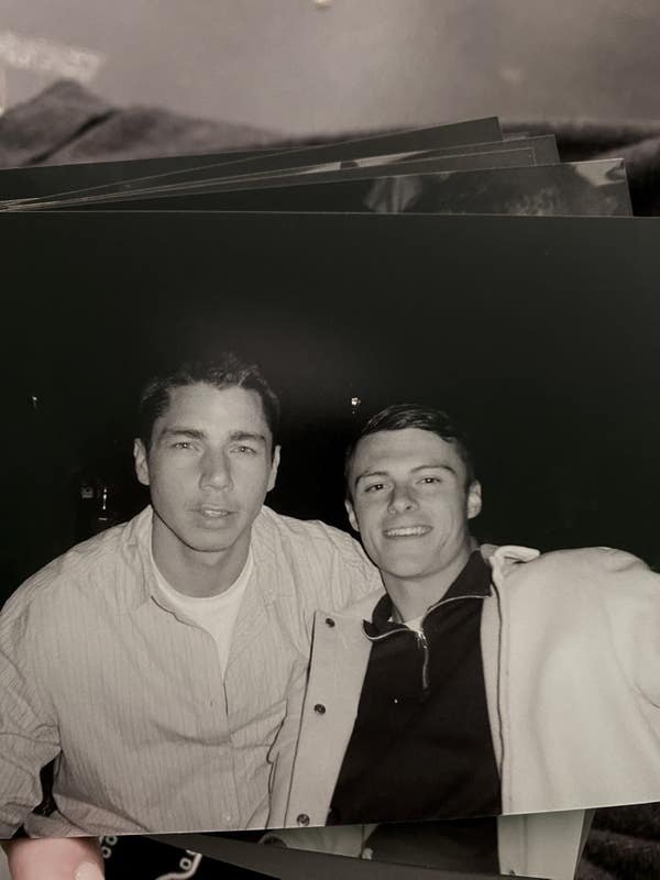 Bonjour je m’appelle Thomas , j’ai 25 ans... Photo principale