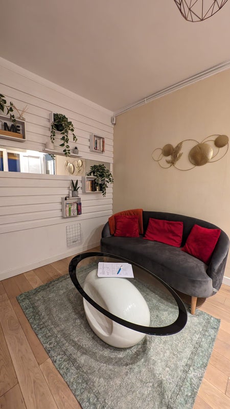 Photo 1: Partie sejour 12m2