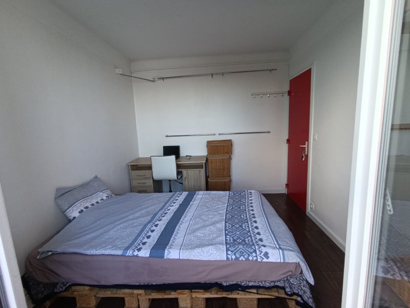 Photo 1: chambre 2 vue depuis le balcon