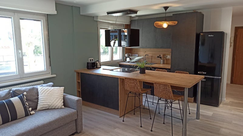 Photo 1: Salon/Cuisine