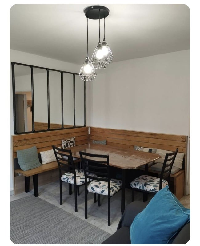 Photo 1: salle à manger/salon