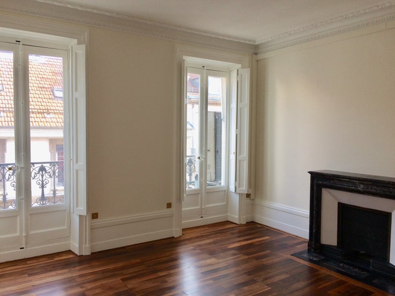 Photo 1: salon avec alcôve 