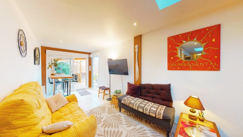 Photo 1: Pièce à vivre 