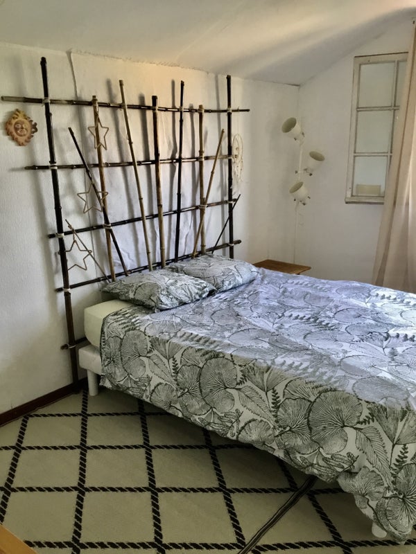 Photo 1: Lit 160 X200