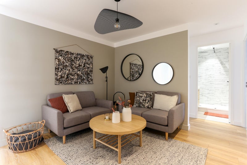 Photo 1: Salon commun