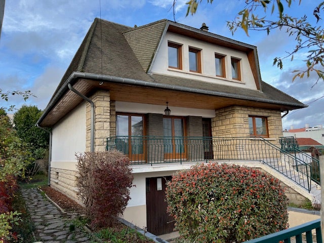 Photo 1: façade sud 