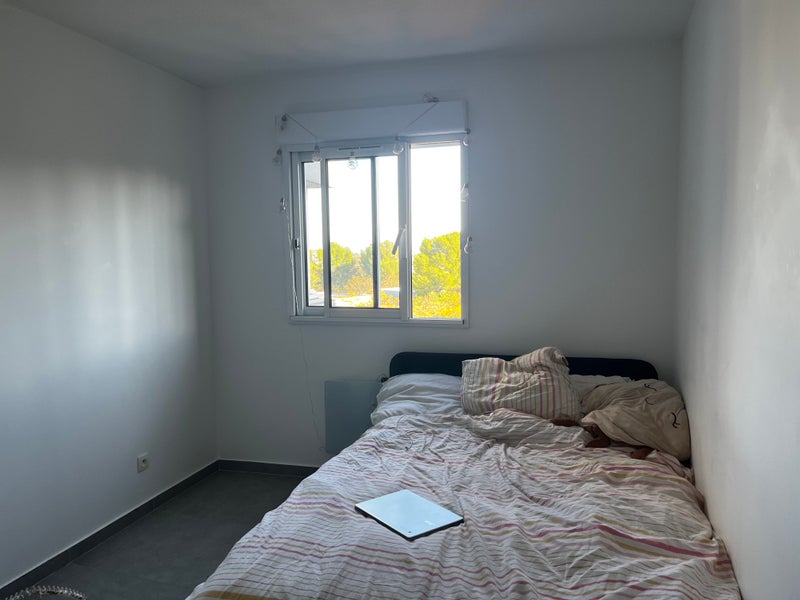 Photo 1: Chambre non meublée sans vis-à-vis