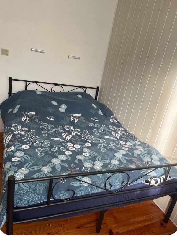 Photo 1: Lit 140x190