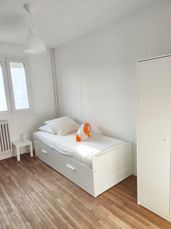 Photo 1: chambre bleue