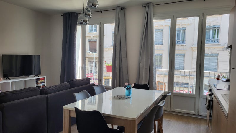 Photo 1: Salon détente