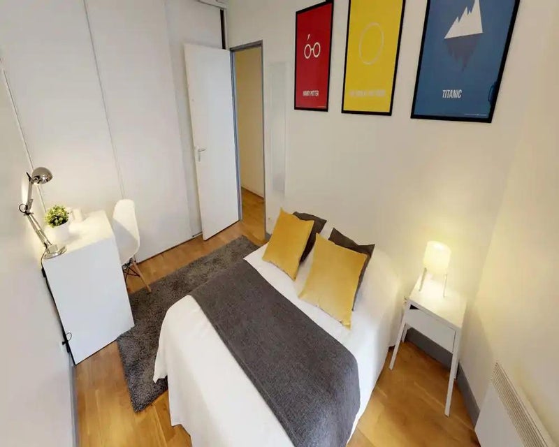 Photo 1