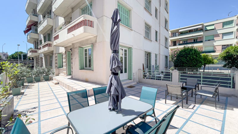 Photo 1: Terrasse