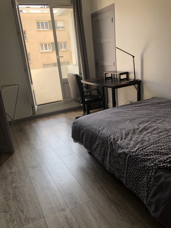 Photo 1: 3eme chambre avec petit. avec privatif 