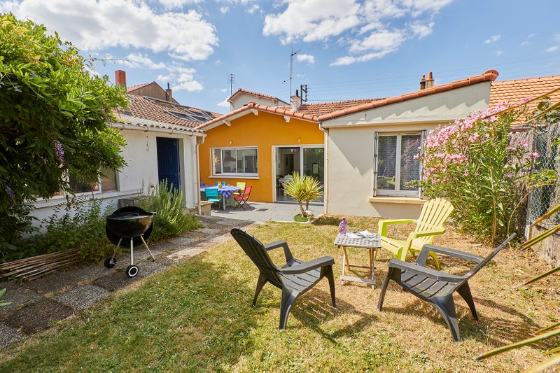 Photo 1: Jardin-Terrasse-Abri