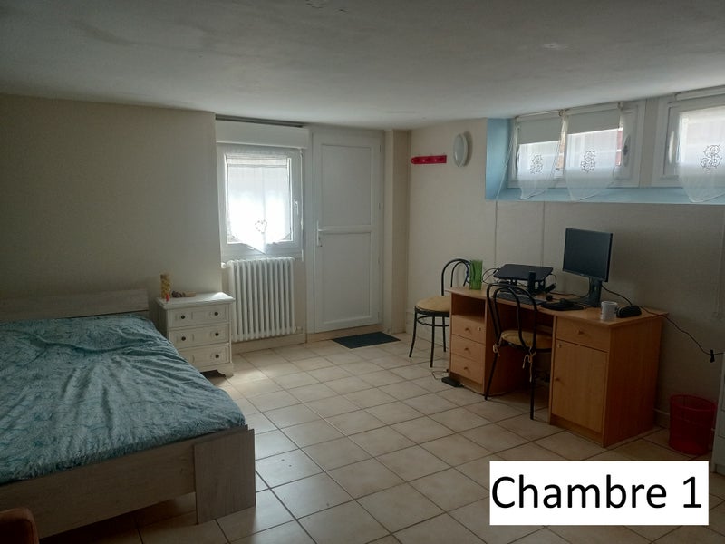 Photo 1