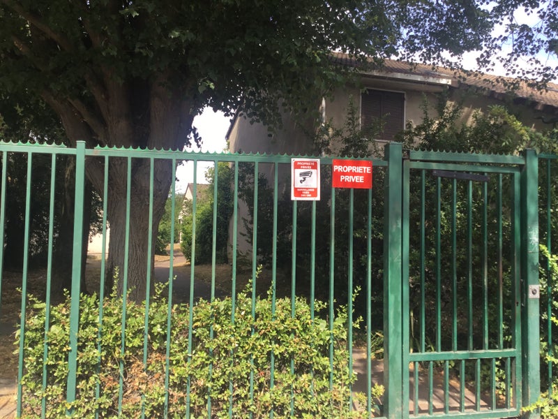 Photo 1: Entrée copropriété surveillee