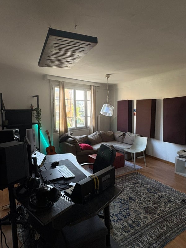 Photo 1