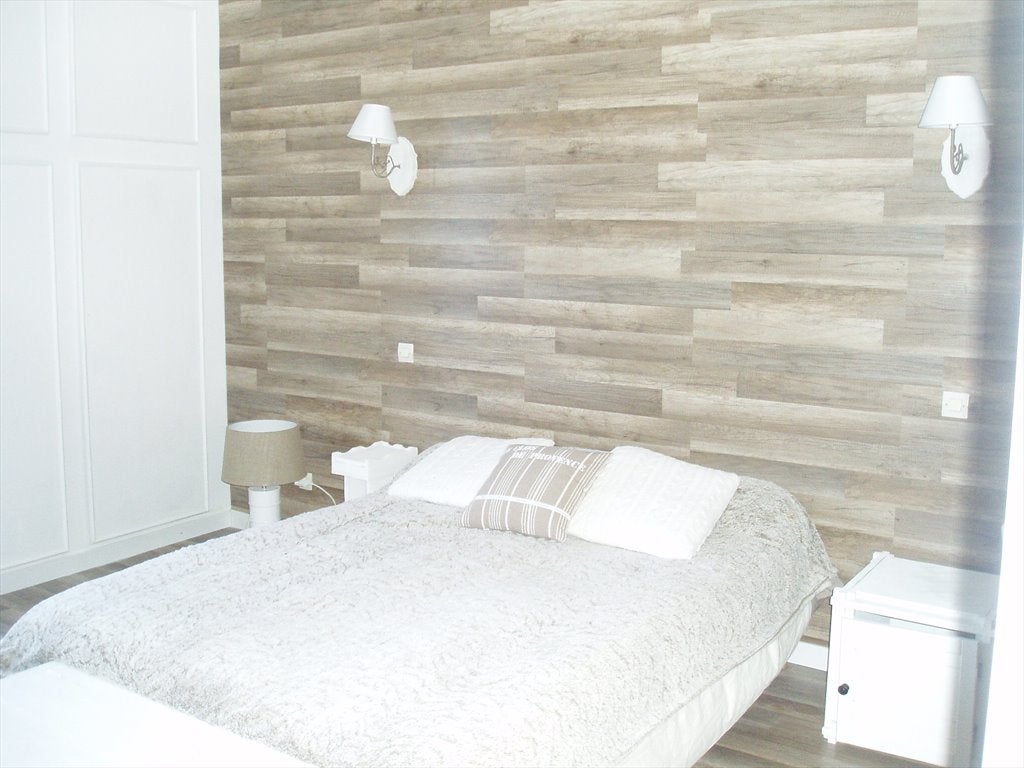 Chambre Parquet_pour Personne Soigneuse! Lisez !  Photo principale