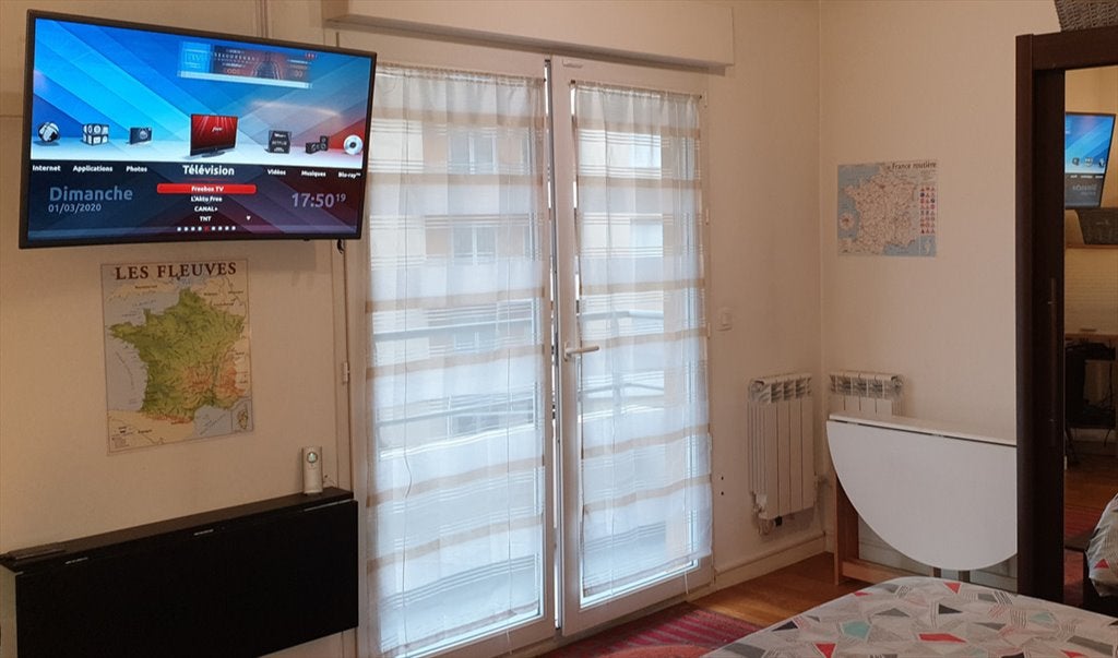 à Bretigny, chambre idéale PRO Photo principale