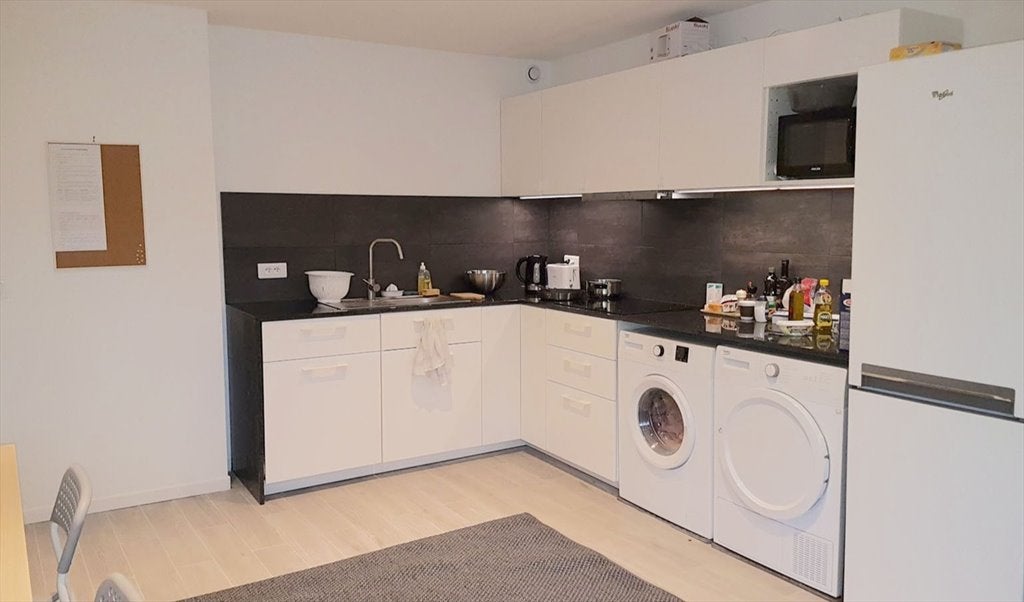 Colocation meublée dans grand appart. rénové (3) Photo principale