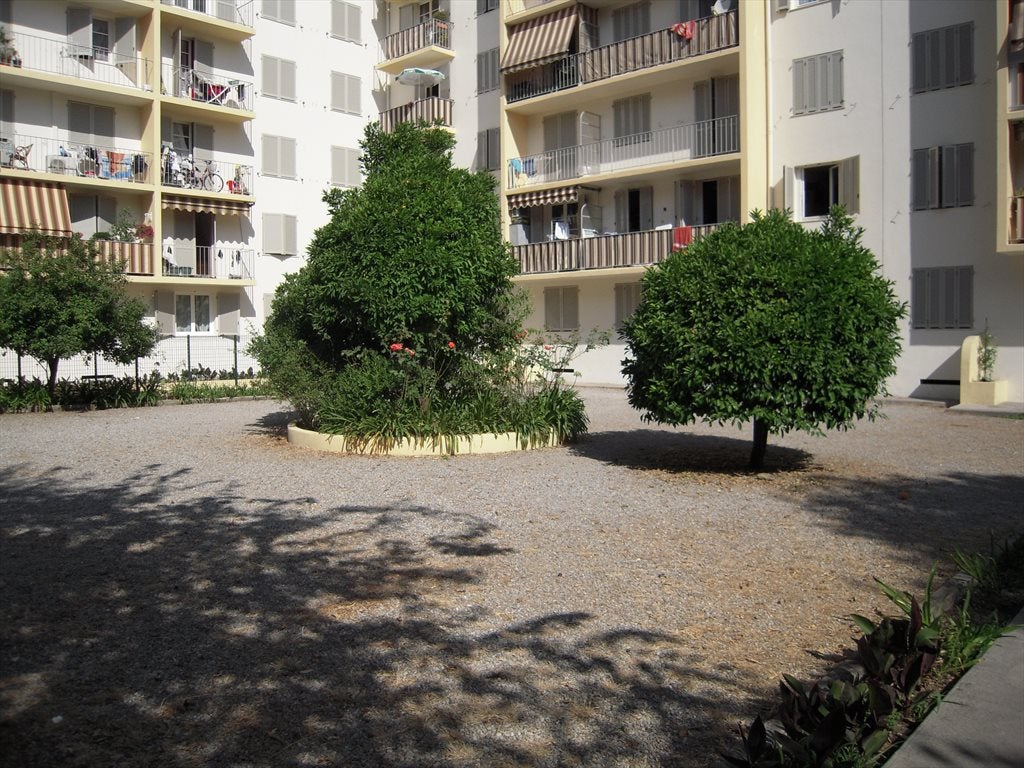 Antibes centre ville,appt moderne meublé équipé Photo principale