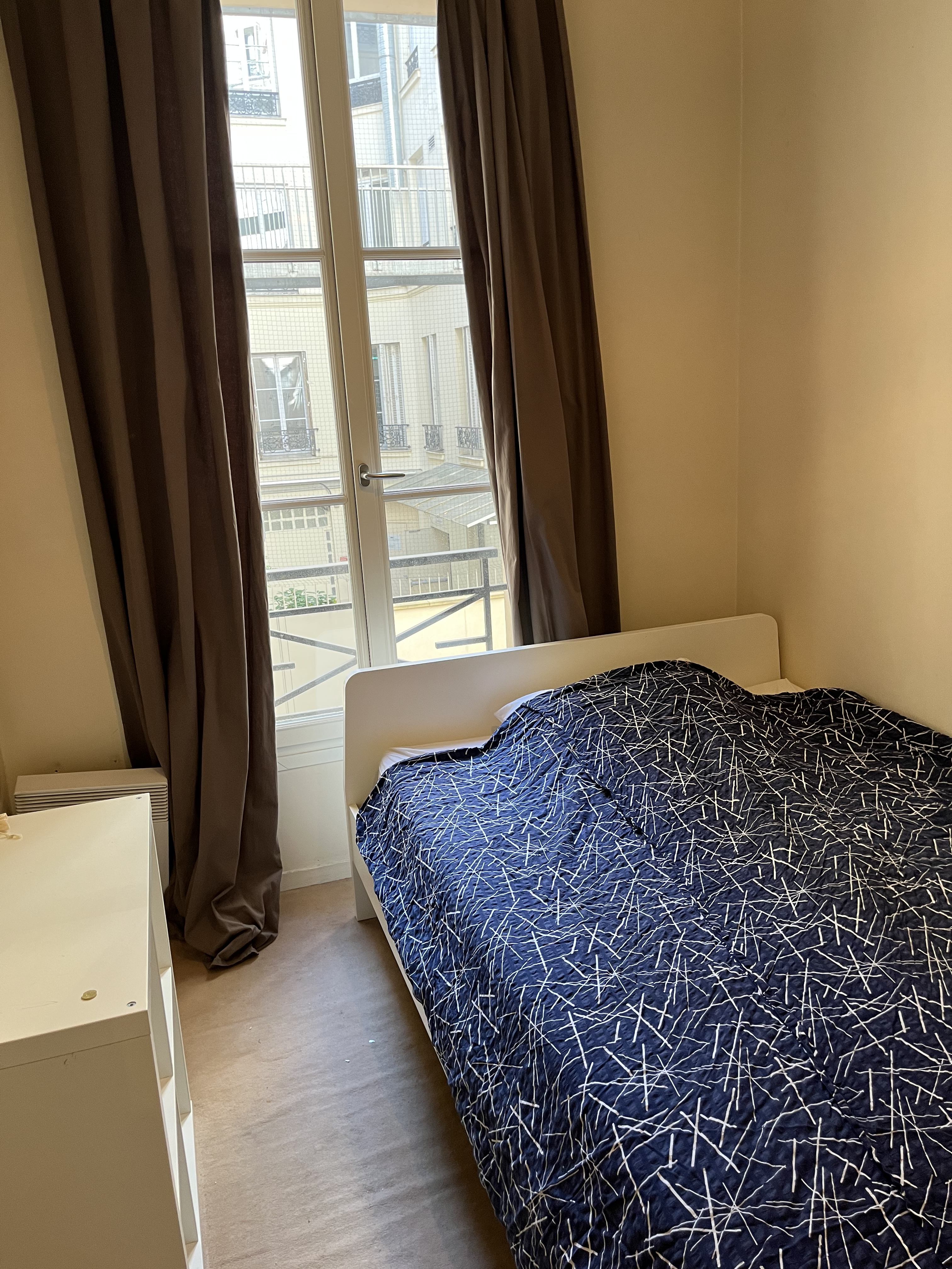 Chambre 7 rue saulnier - Paris 9 Photo principale