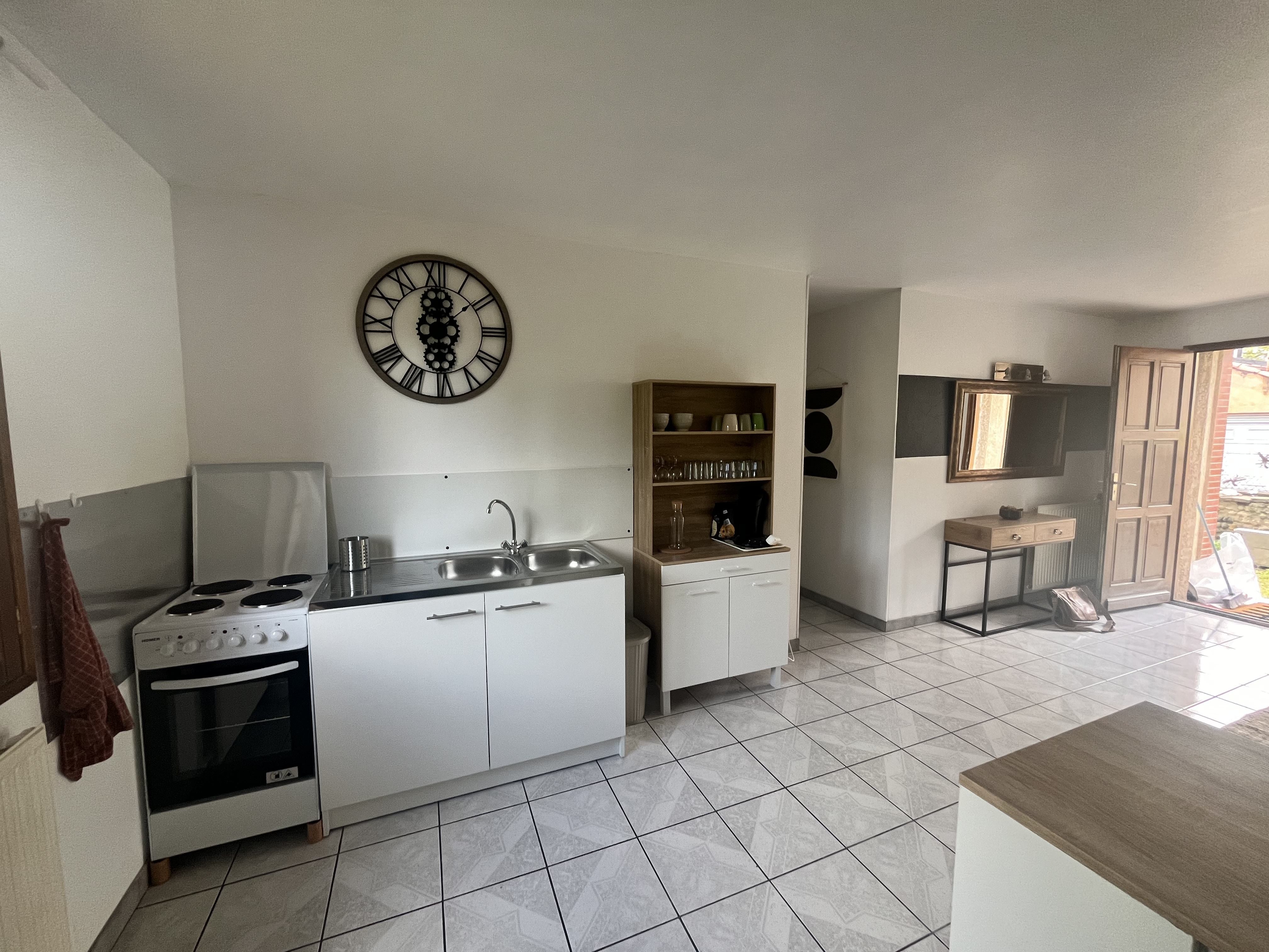 3 chambres 12 m2. Maison individuelle avec jardin. Photo principale