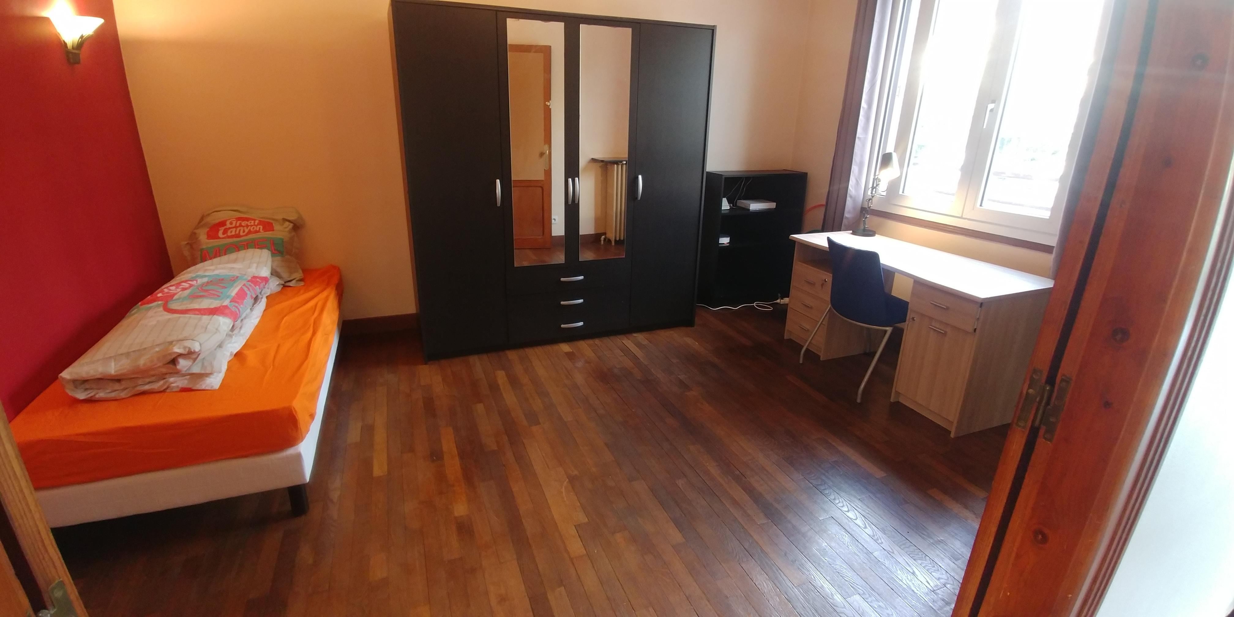 Chambre 15 En Colocation Dans un Pavillon Avec Apl Photo principale