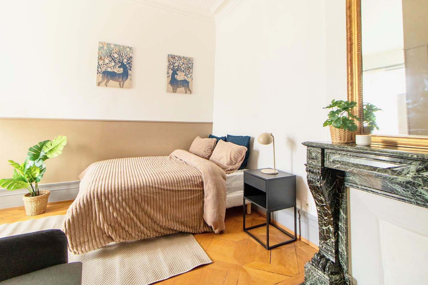 Emménage dans cette grande chambre de 17 m² en col Photo principale