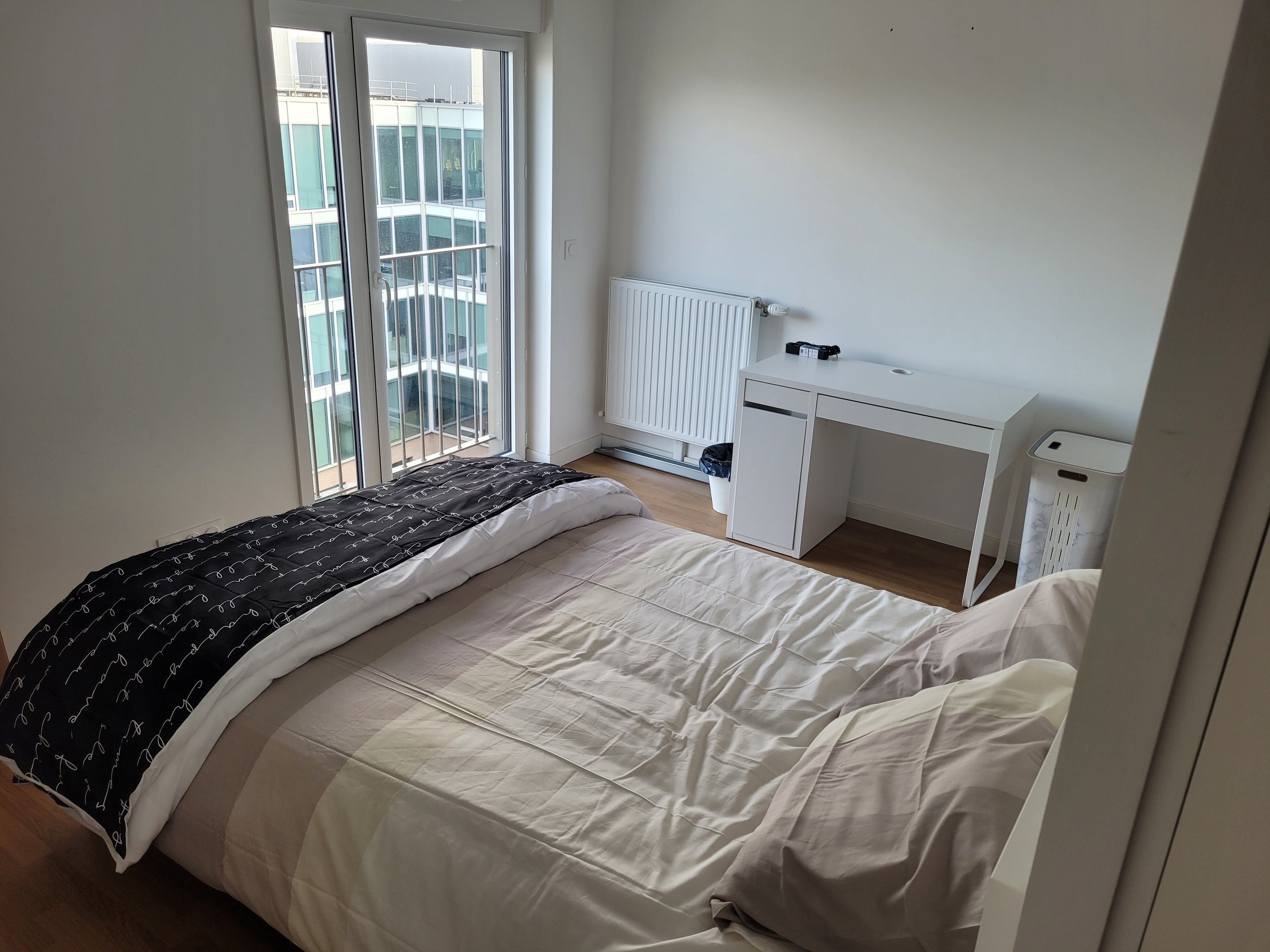 Collocation Gentilly _ 1 grande chambre dressing Photo principale