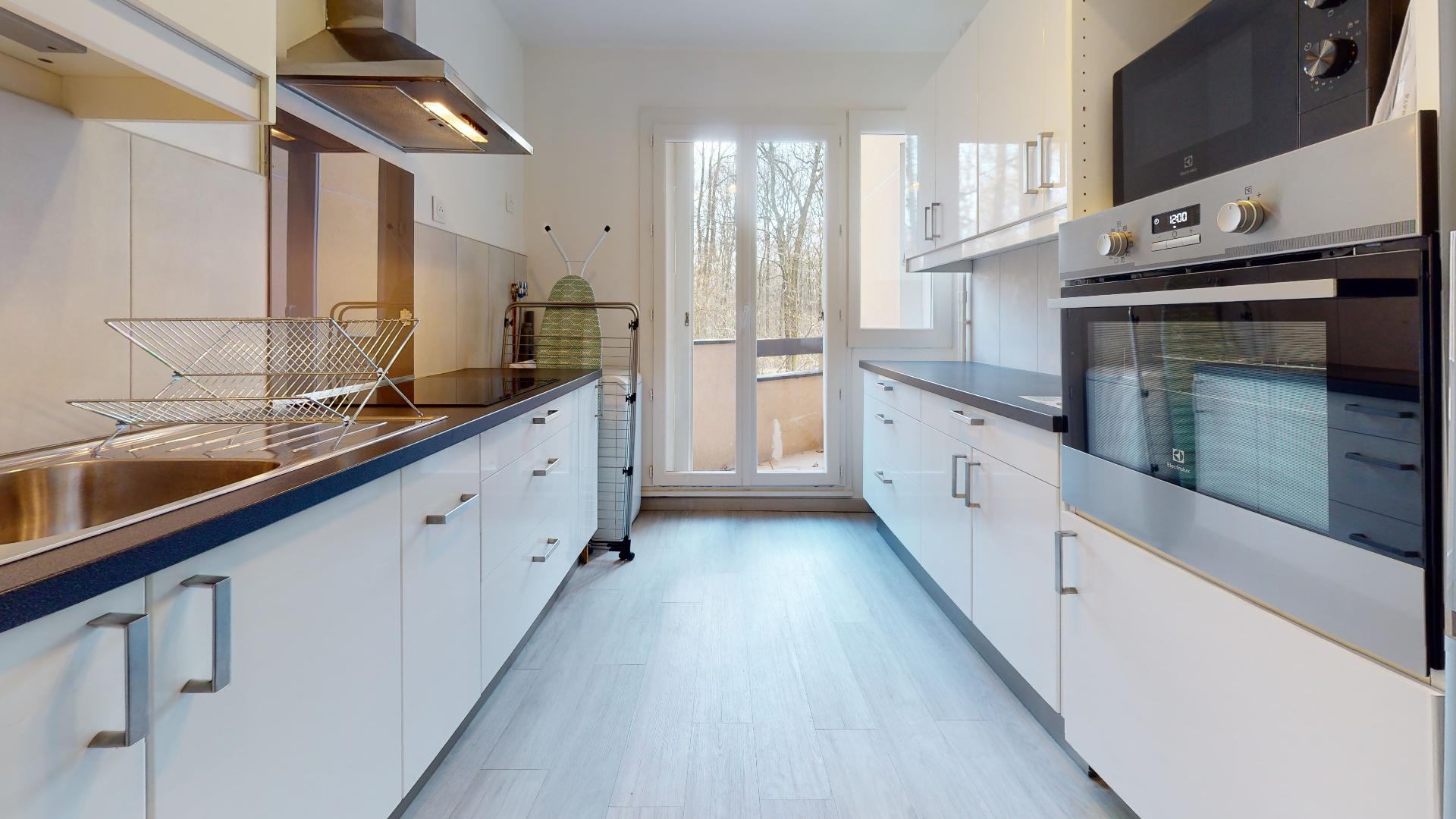 Colocation à Champs-sur-Marne : Appartement de 12m Photo principale