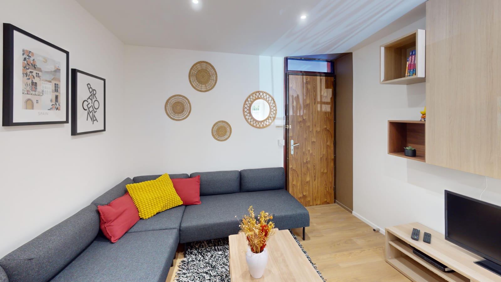 ✨ Chambre en colocation, 5 pièces 72 m² à Lyon 8 ✨ Photo principale