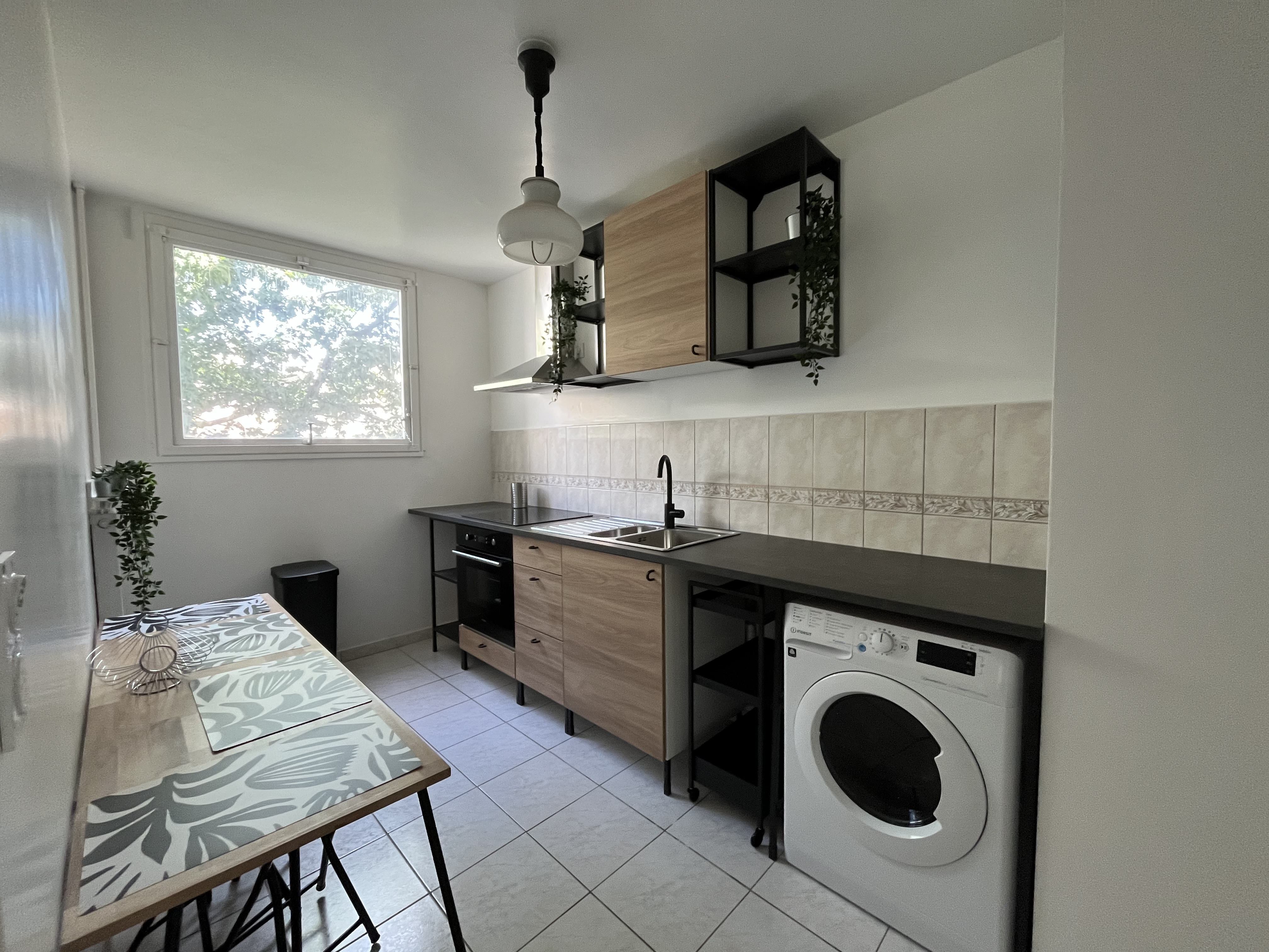 Proche Campus Universitaire Saclay - Paris Sud  Photo principale