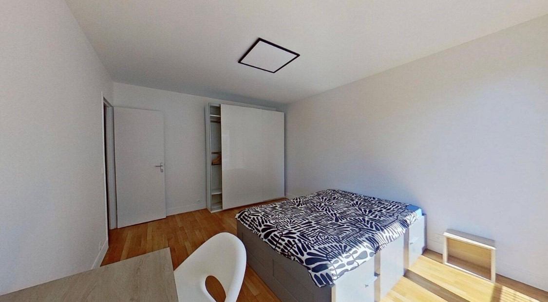 Chambre meublée en colocation - Cachan Photo principale