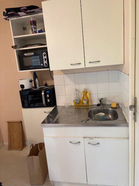 Colocation – Chambre meublée 10m² dans maison spac Photo principale