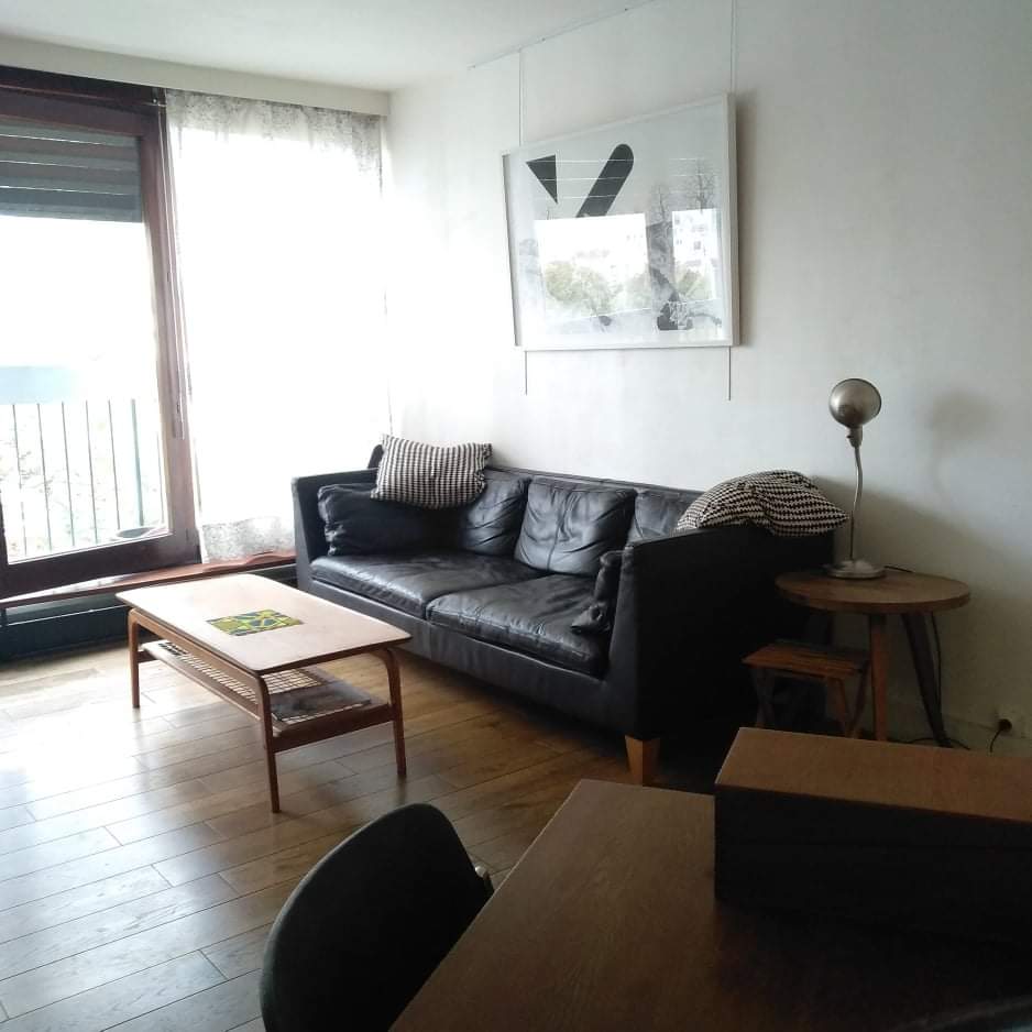 Chambre pour étudiante en colocation Photo principale