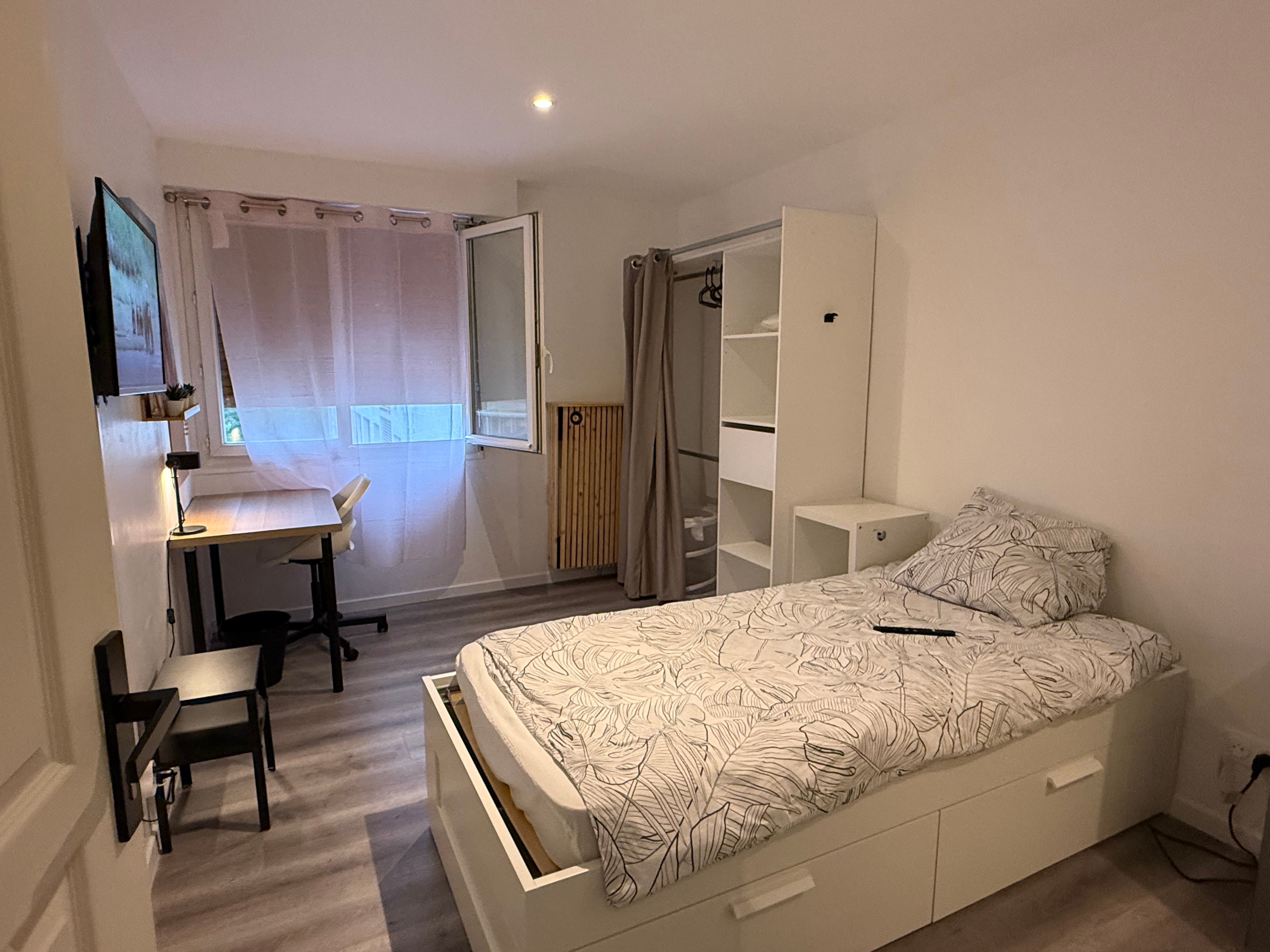 ✨ Colocation cosy et féminine 🎀 à Évry Village Photo principale