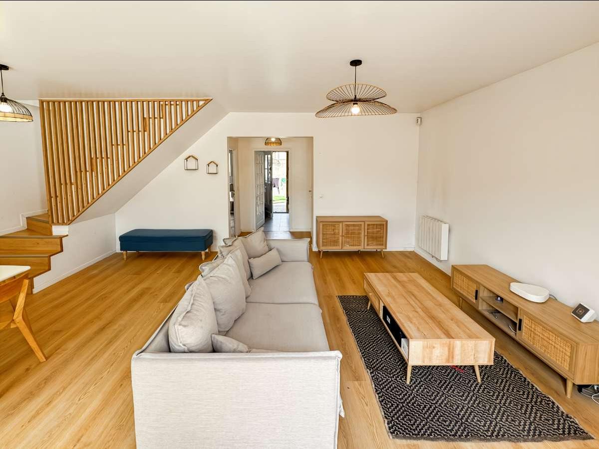 1 chambre / Maison rénovée neuf Saint Denis Photo principale
