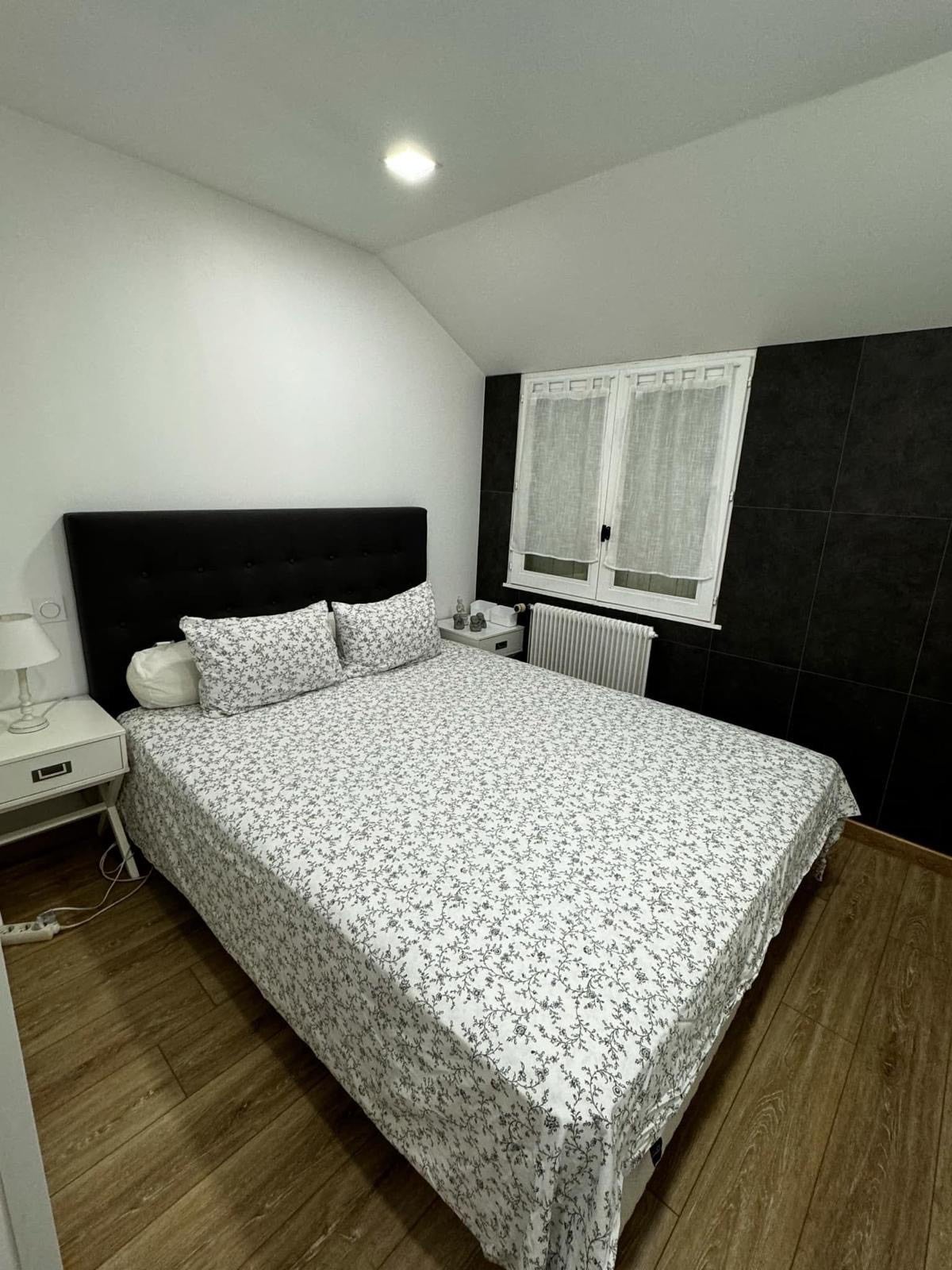 Chambre comfortable une personne Photo principale