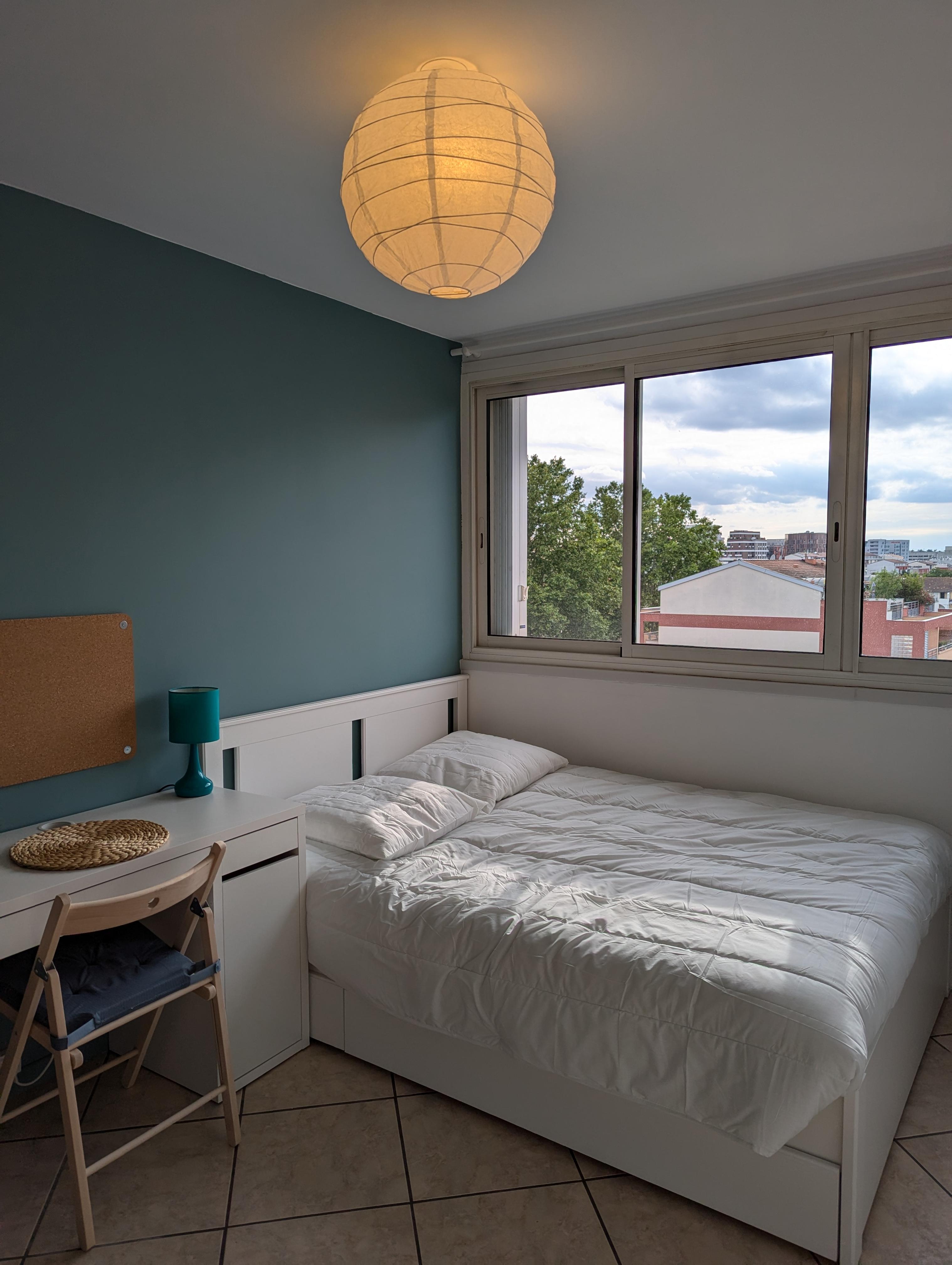 Chambre bourrassol ds coloc de 3 Photo principale