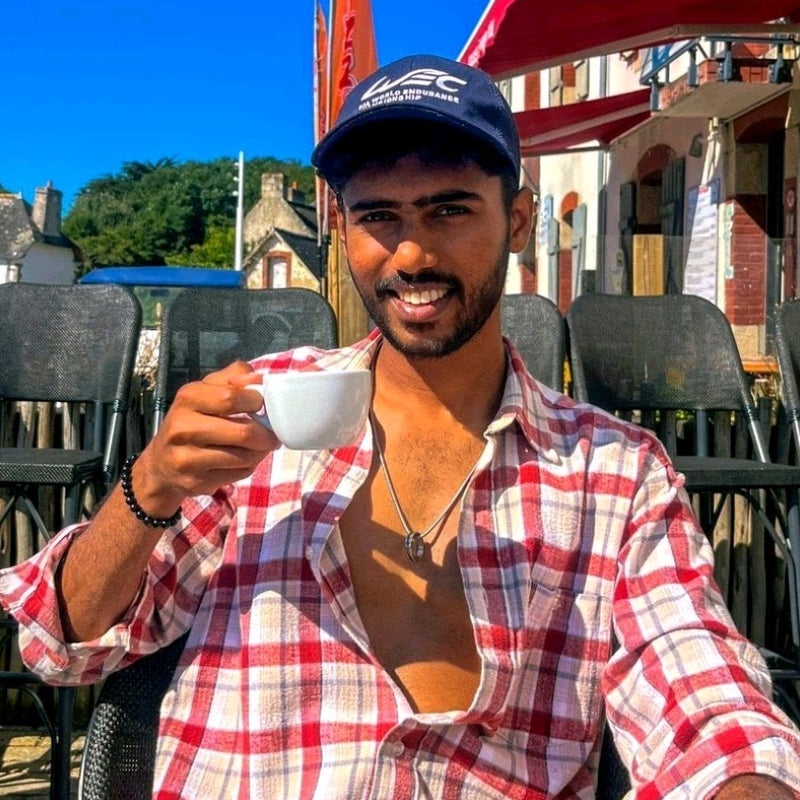 Hello, My name is Lloyd Dsouza, Am 24year old... Photo principale