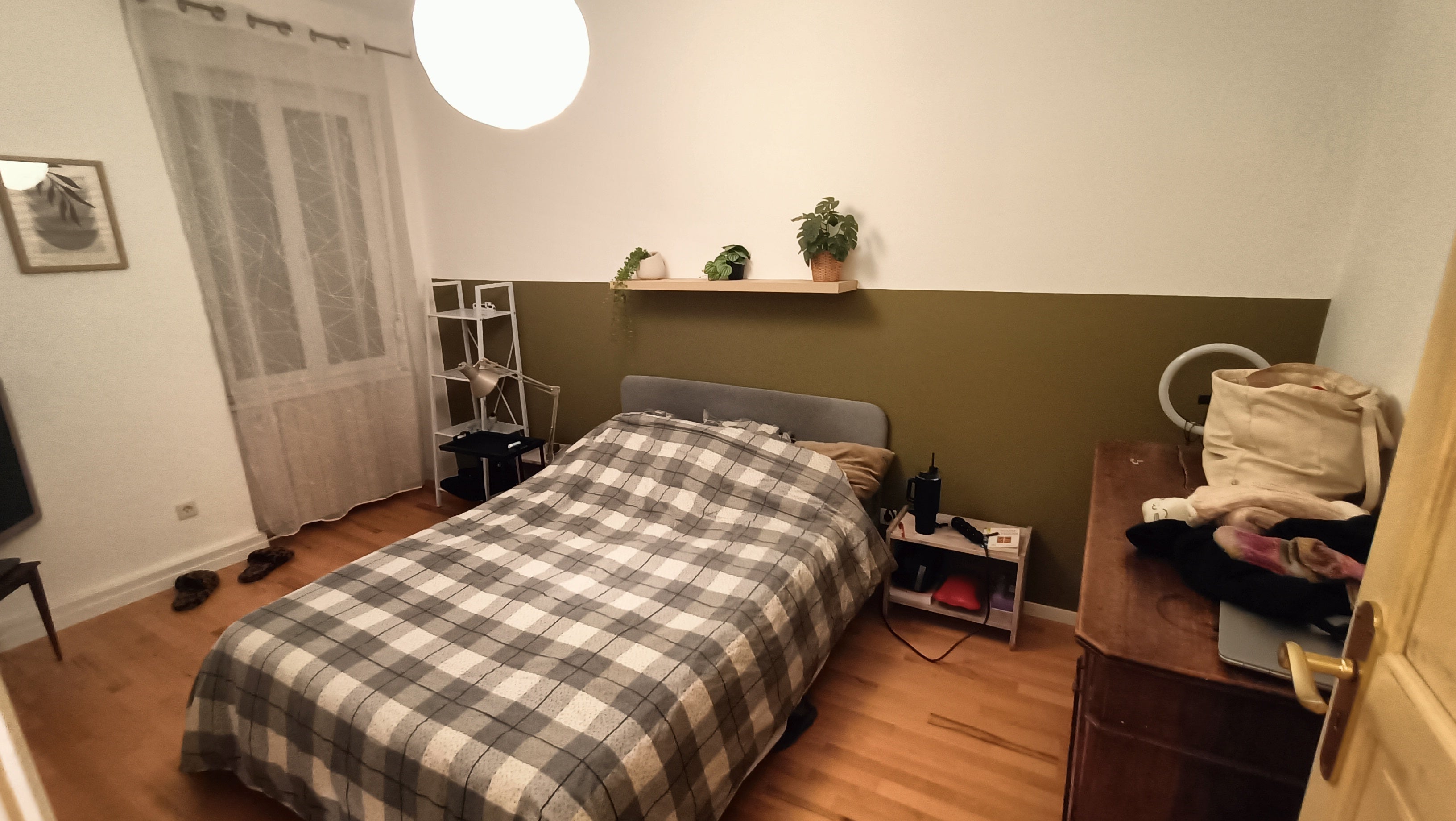 Chambre meublée – Tram Rotonde – 600 € CC Photo principale