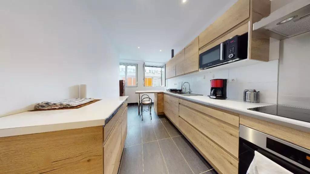 Location d'une chambre individuelle meublée Photo principale