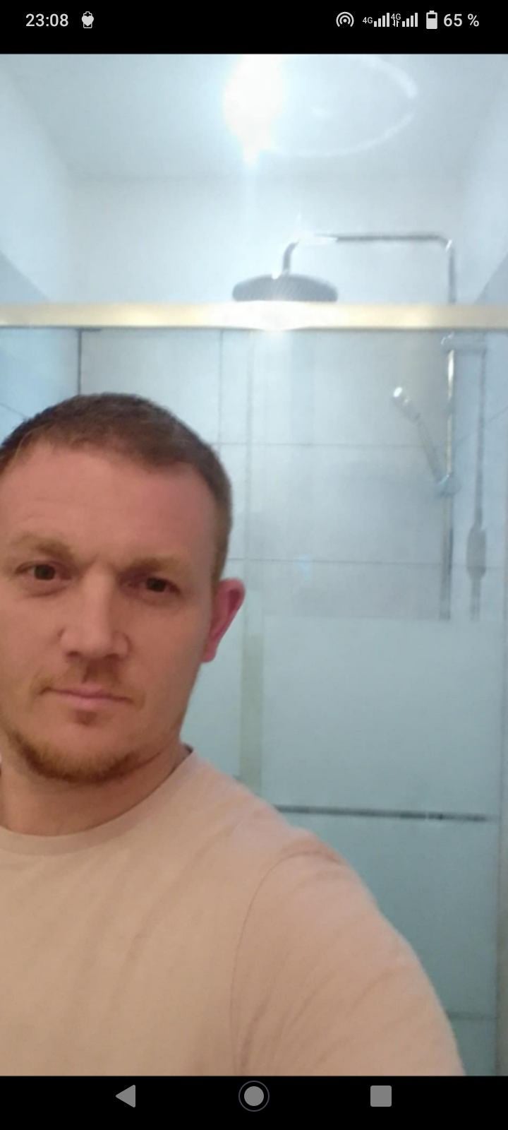 Cherche logement pour mars Photo principale