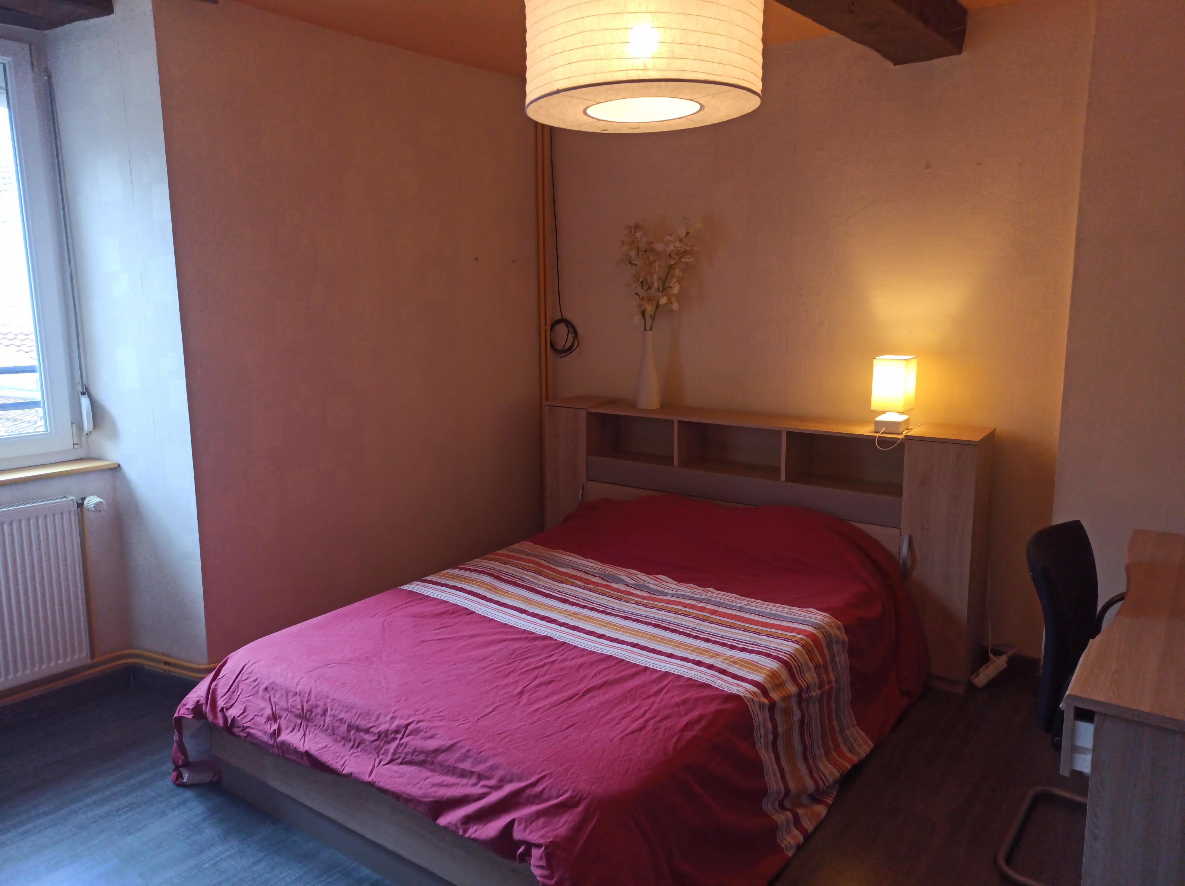 Chambre meublée de 13 m2 à 15 minutes de Chaumont  Photo principale