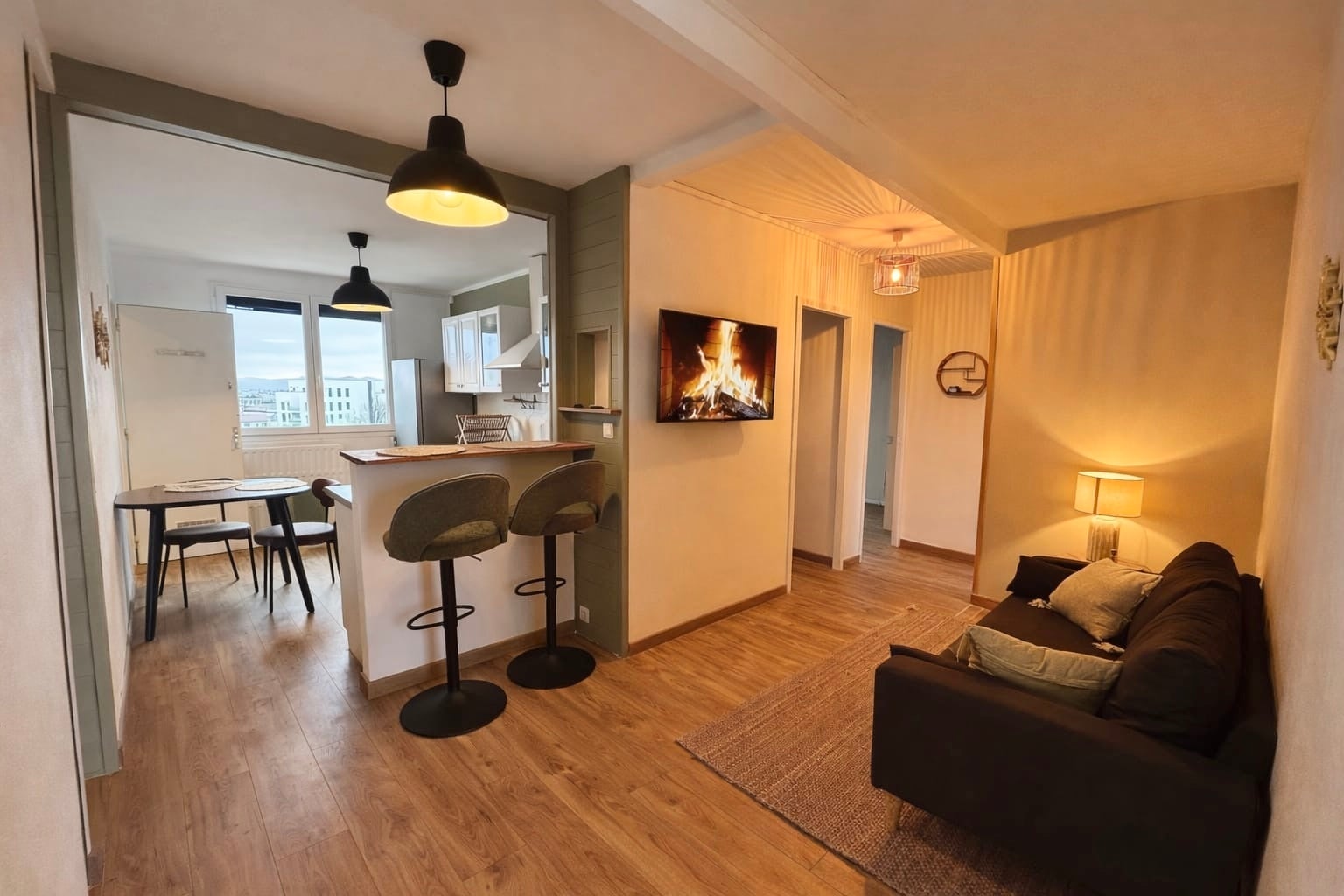 𝐂𝐨𝐥𝐨𝐜 𝟒 𝐂𝐡 – 𝐒𝐚𝐢𝐧𝐭-𝐏𝐫𝐢𝐞𝐬𝐭 Photo principale